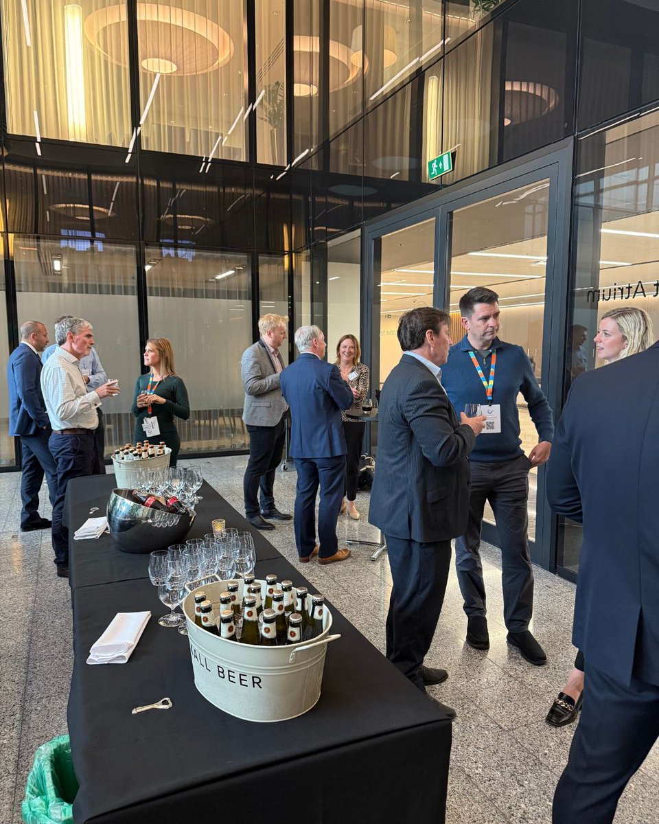 CIProjectsUK's tweet image. 📸 𝗪𝗵𝗮𝘁 𝗶𝘁 𝗹𝗼𝗼𝗸𝘀 𝗹𝗶𝗸𝗲 𝘁𝗼 𝘁𝘂𝗿𝗻 𝗹𝗲𝘀𝘀𝗼𝗻𝘀 𝗶𝗻𝘁𝗼 𝗮𝗰𝘁𝗶𝗼𝗻, 𝘁𝗼𝗴𝗲𝘁𝗵𝗲𝗿 
That’s a wrap on our 𝗖𝗜 𝗖𝗼𝗻𝗻𝗲𝗰𝘁: 𝗟𝗲𝘀𝘀𝗼𝗻𝘀 𝗶𝗻 𝗔𝗰𝘁𝗶𝗼𝗻 𝗲𝘃𝗲𝗻𝘁, 𝗙𝗮𝗰𝗶𝗹𝗶𝘁𝗶𝗲𝘀 𝗠𝗮𝗻𝗮𝗴𝗲𝗺𝗲𝗻𝘁 𝗘𝗱𝗶𝘁𝗶𝗼𝗻.    
#CIConnect #Leadership