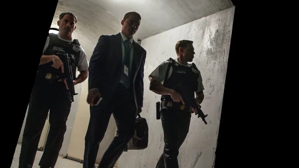 officialnkiri's tweet image. The Back Drop (2025)
Genre: War, Thriller
Link: thenkiri.com/a-house-of-dyn…