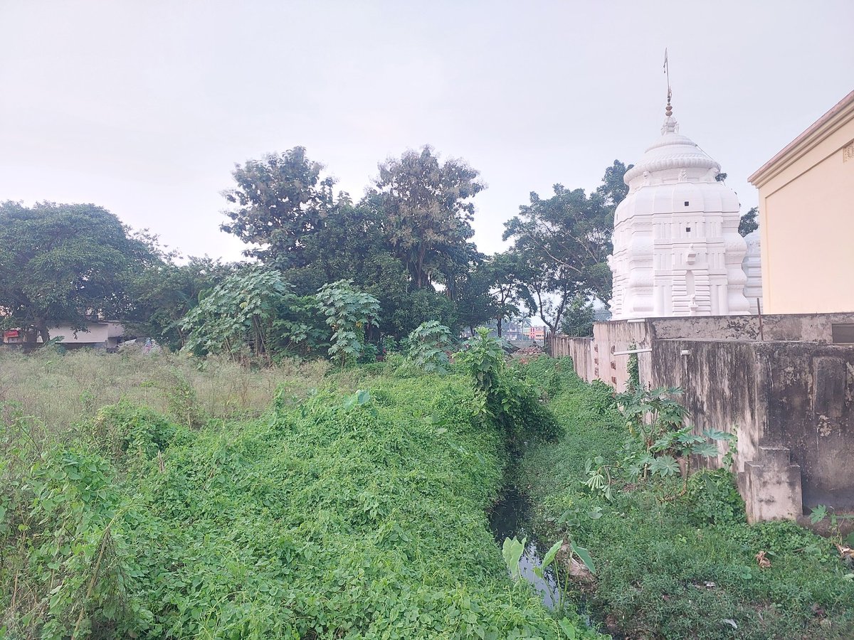 କ୍ରୀଡ଼ା ପାଇଁ ନାହିଁ ମନୋବଳ, ଇଏ ଆମ ଢେଙ୍କାନାଳ ! ଖେଳାଳି ପ୍ରବଳ, କ୍ରୀଡ଼ା କ୍ଷେତ୍ର ଦୁର୍ବଳ ।। ବାରମ୍ବାର କହିବା ସତ୍ତ୍ୱେ କେହି ଶୁଣିବାର ନାହିଁ ନାଁ ସରକାର ନାଁ ଅଧିକାରୀ, ପୋୖର କର୍ତ୍ତୃପକ୍ଷ ପଙ୍କ ଗଦେଇକି ରାସ୍ତାକୁ କରିଲେ ଜଙ୍ଗଲ, କେମିତି ଖେଳିବେ ଛାତ୍ରଛାତ୍ରୀ ? 
<a href="/CMO_Odisha/">CMO Odisha</a> <a href="/districtadmndkl/">District Dhenkanal</a> <a href="/sports_odisha/">Odisha Sports</a>