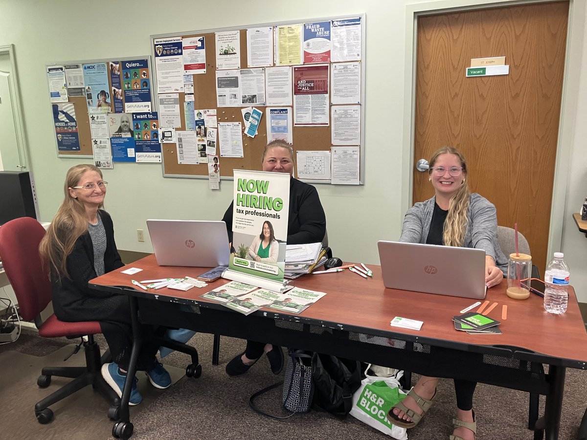 H&amp;R Block was our Employer of the Day at our Three Rivers service center! 💼 They met with 4 job seekers interested in becoming Tax Professionals. #EmployerOfTheDay #MichiganWorksSouthwest