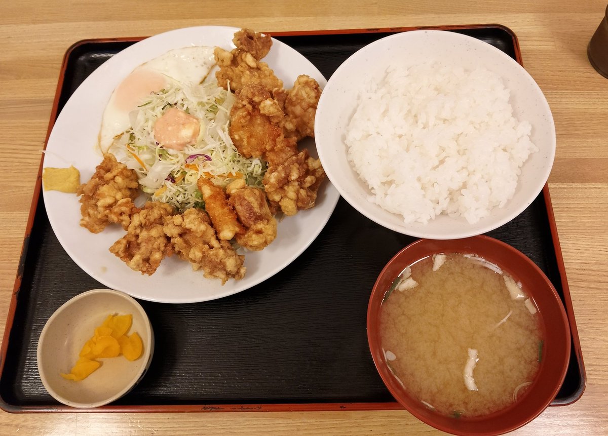 どこにきてもお馴染みのメニューだけど…www
手作り感が良きねここは❣