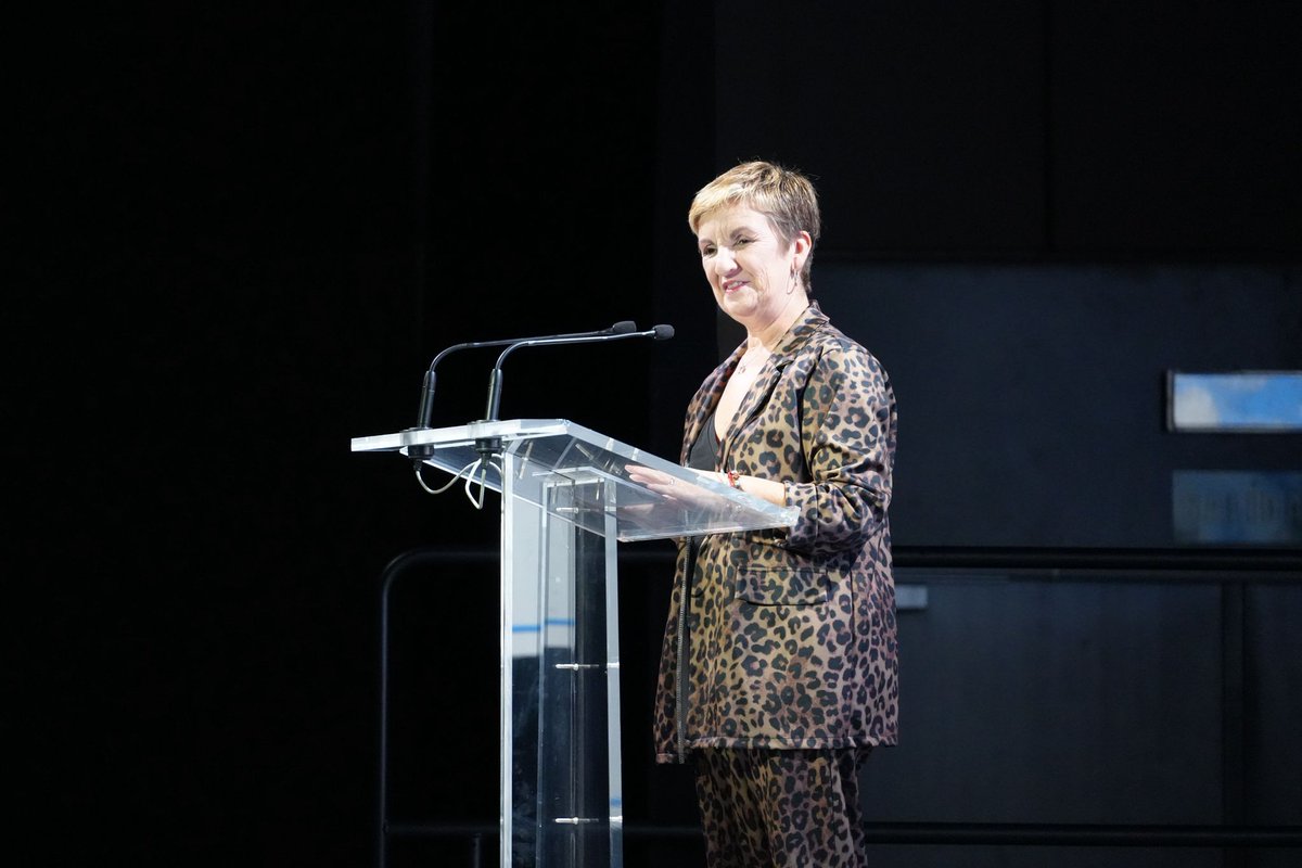 🆕<a href="/generalitat/">Generalitat</a> aprueba1⃣Enclave Tecnológico Urbano '46 València Mediterranean Tech Hub’

🏭València se convierte en un gran ecosistema de #talento e #innovación 

👨‍💻Incentivos fiscales para empresas tecnológicas

🗣️<a href="/CanoMarian/">Marián Cano</a>: 'Es un hito en la estrategia industrial del Consell'