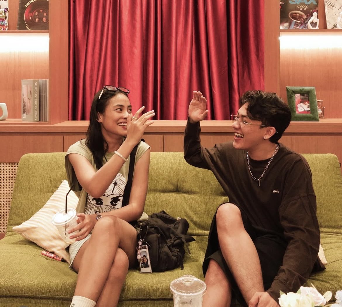 IndahPratista3's tweet photo. lancar lancar ken &amp; nadia mlm ini🫶

Groove Fest With Kenriz
#KenrizAtGrooveFest2025 https://t.co/kXMvVBFpXK