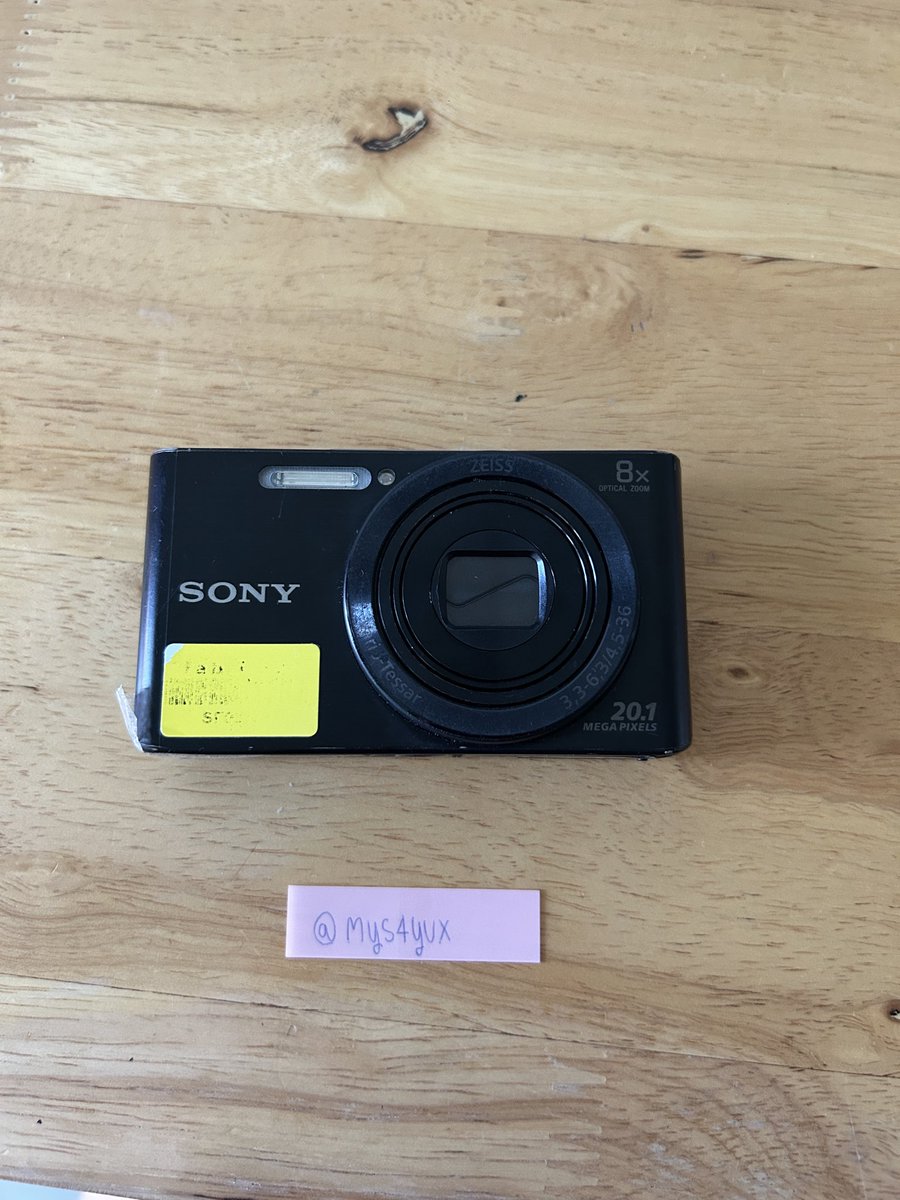 mys4yux's tweet photo. Sony Cyber-shot DSC-W830(รุ่นคุณนาฟ)

🌟2100บาท🌟

มีรอยขนแมวตามการใช้งานเลนส์ใสไม่มีรอย ไม่มีจุดฝุ่นทุกระยะ 
แฟลชออก ปุ่มไม่รวน หน้าจอไม่เหลือง
❗️❗️ฝาล็อคแบตหลวมเอาสก็อตเทปติดไม่มีผลต่อการใช้งาน
🔥ส่งแมสเชียงใหม่
#กล้องดิจิตอลมือสอง #กล้องดิจิตอลคอมแพค https://t.co/u8ic7ecWfE