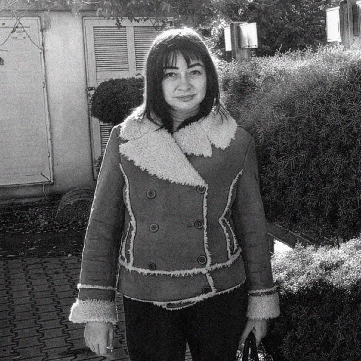 Kate from Kharkiv (@bohuslavskakate) on Twitter photo Karina Dementiy, head of the Ukrposhta branch in Kherson, was killed this morning, October 24, during a Russian attack.
She was on her way to work. Riding a regular city bus, surrounded by ordinary people. At that moment, Russian Grad rockets rained down on the city.
She leaves Karina Dementiy, head of the Ukrposhta branch in Kherson, was killed this morning, October 24, during a Russian attack.
She was on her way to work. Riding a regular city bus, surrounded by ordinary people. At that moment, Russian Grad rockets rained down on the city.
She leaves