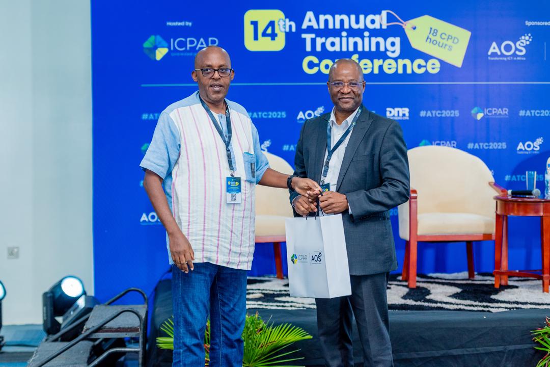 I_CPAR's tweet image. #ATC2025
Robert Busuulwa delivered a powerful session on “Accountability in Action: Reinstating Public Trust”, taking participants through landmark global financial scandals from Enron to Lehman Brothers and their lessons for ethics, transparency, and governance. He explored the…