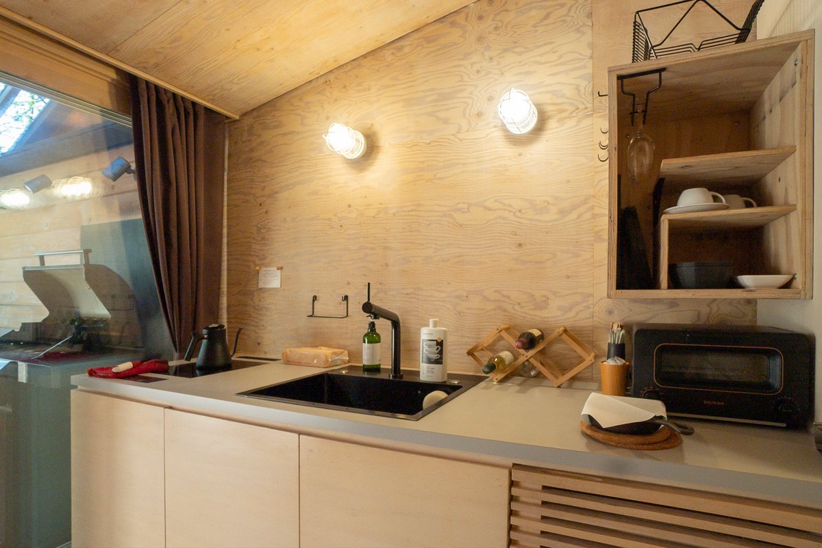 Toki_COMORIVER's tweet image. 【グランピングキャビン空室情報】
今週末も空いてるお部屋ございます。
涼しくて過ごしやすい季節にぜひご利用ください🍁🍂