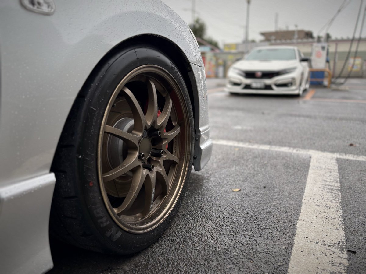 雨降るとわかっていながら洗車