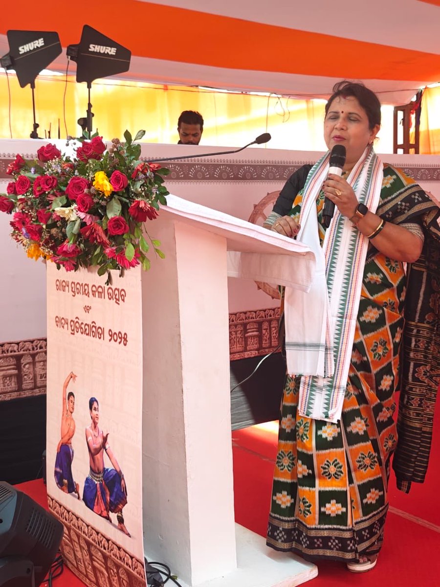 OSEPA_Official's tweet photo. The State level Band Competition - 2025 has been inaugurated by Smt. Niyati Pattnaik, IAS, Director, Directorate of Higher Secondary Education (DHSE), at Government Girls’ High School, Unit-VI, Bhubaneswar. Some glimpses of the programme...
#BandCompetition #EducationOdisha https://t.co/N5bDuyBc2o