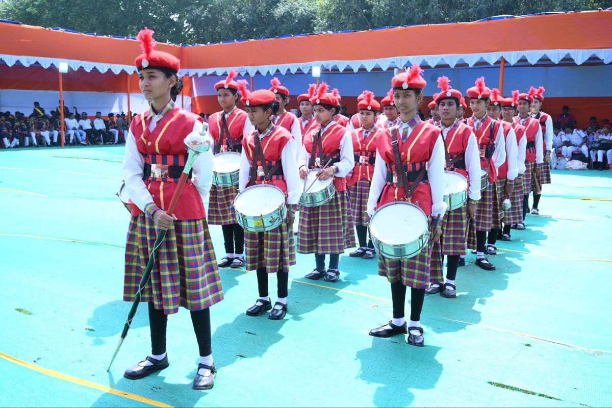 OSEPA_Official's tweet photo. The State level Band Competition - 2025 has been inaugurated by Smt. Niyati Pattnaik, IAS, Director, Directorate of Higher Secondary Education (DHSE), at Government Girls’ High School, Unit-VI, Bhubaneswar. Some glimpses of the programme...
#BandCompetition #EducationOdisha https://t.co/N5bDuyBc2o