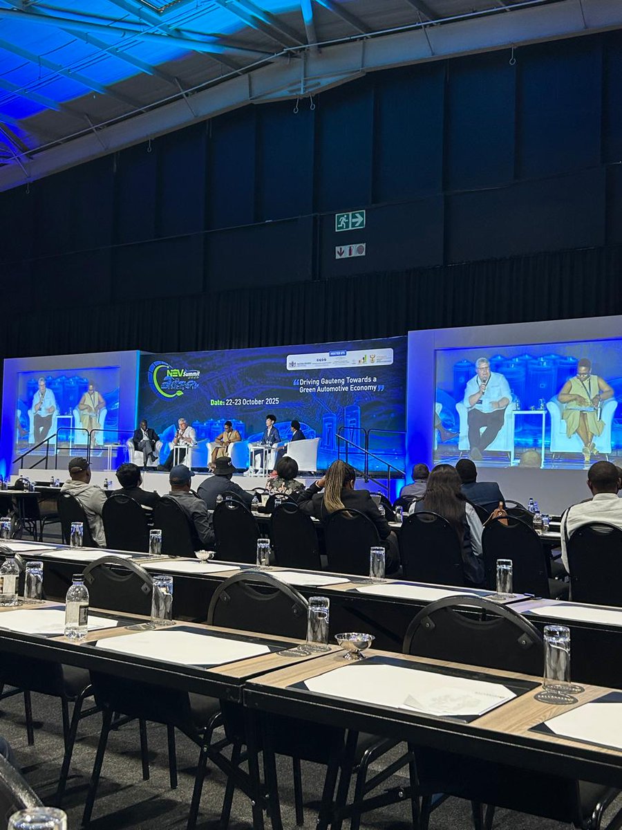 GridCars.net tweet media