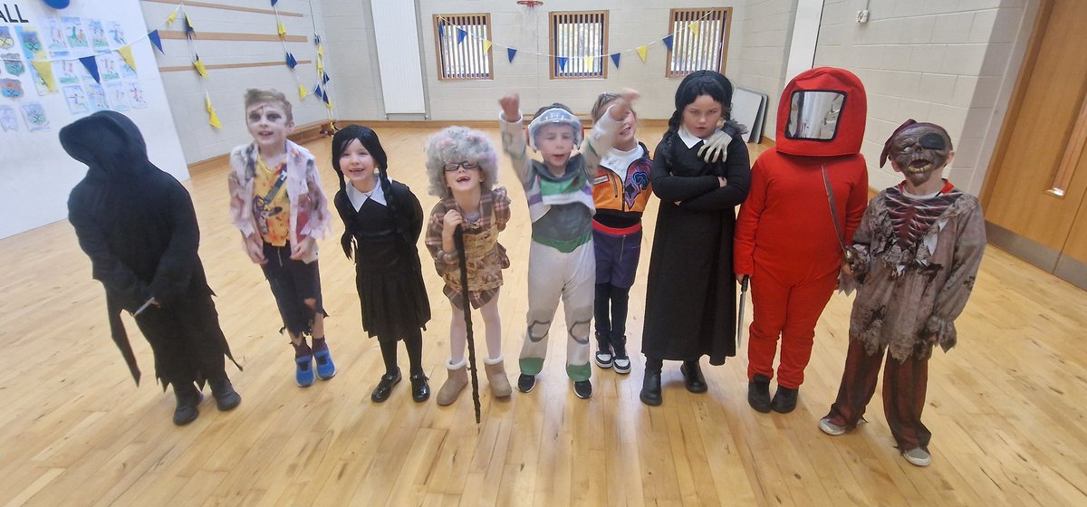 Spooky goings on in our Middle Room this morning. Great costumes from all our boys and girls in Juniors and Seniors #Halloween2025 🎃🧙‍♀️👻🧙‍♀️🎃🧙‍♀️🎃👻