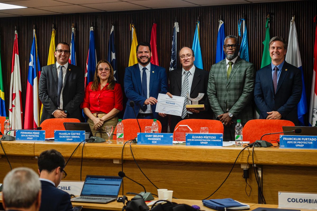 Al igual que reconocimos la trayectoria del Sr. José Viscardi dentro @union_upaep, quien se retira después de 46 años trabajando y colaborando en nuestra Unión.