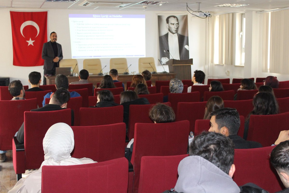 Proje Koordinasyon ve Yönlendirme Ofisi tarafından planlanan TÜBİTAK 2209-A ve 2209-B Projeleri Bilgilendirme Etkinliği düzenlendi.
Katılımcılara teşekkür ederiz.

<a href="/ProfAliOzturk/">Ali Osman Öztürk</a>
<a href="/HituKurumsal/">Hitit Üniversitesi</a>