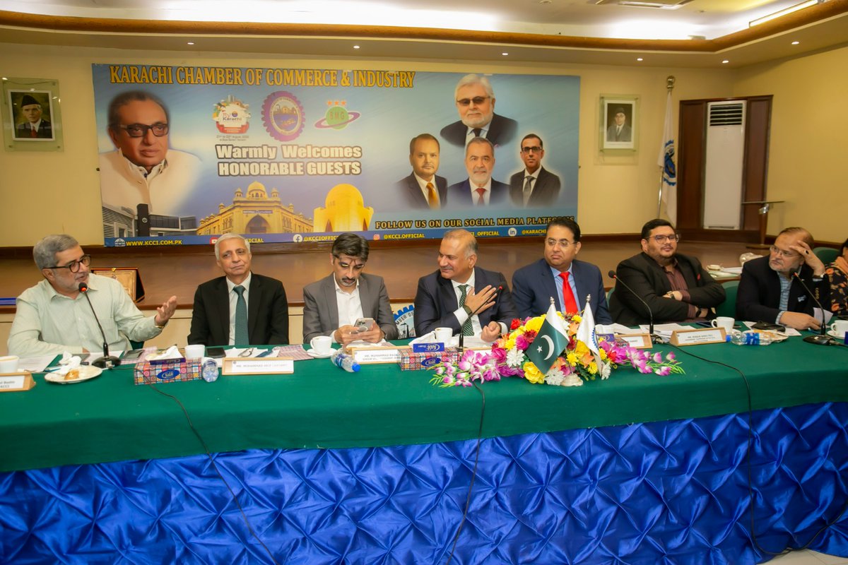 kcci_official's tweet image. DG KDA Asif Jan Siddiqui Briefs KCCI on Greater Karachi Regional Master Plan 2047

Director General Karachi Development Authority (KDA) Asif Jan Siddiqui has said that the last master plan for Karachi was being formulated in 2020 but since then, the city has evolved considerably