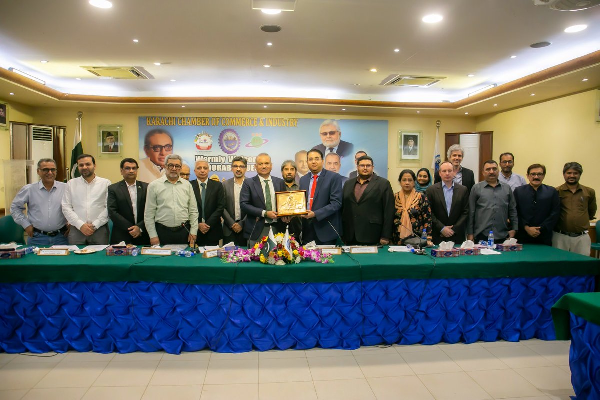 kcci_official's tweet image. DG KDA Asif Jan Siddiqui Briefs KCCI on Greater Karachi Regional Master Plan 2047

Director General Karachi Development Authority (KDA) Asif Jan Siddiqui has said that the last master plan for Karachi was being formulated in 2020 but since then, the city has evolved considerably