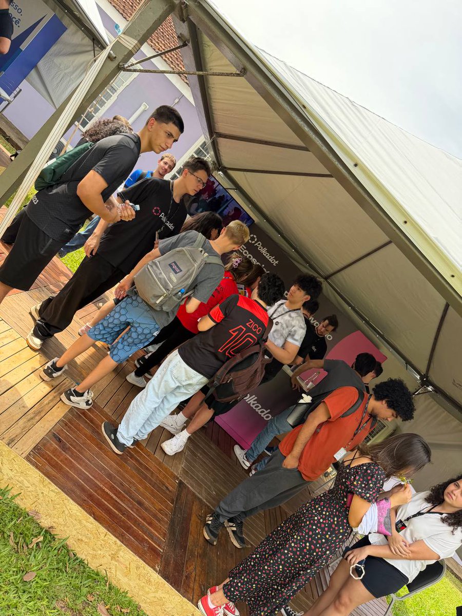 PolkadotEB's tweet image. The energy at Iguassu Inova 2025 is something special✨ 🇧🇷

We’re proud to have supported the @SunsetLabsBD team in bringing @Polkadot to one of LATAM’s most inspiring innovation festival.

Incrível ver tanta gente curiosa, aberta e pronta para construir o futuro 🩷

@johnrhodelb…