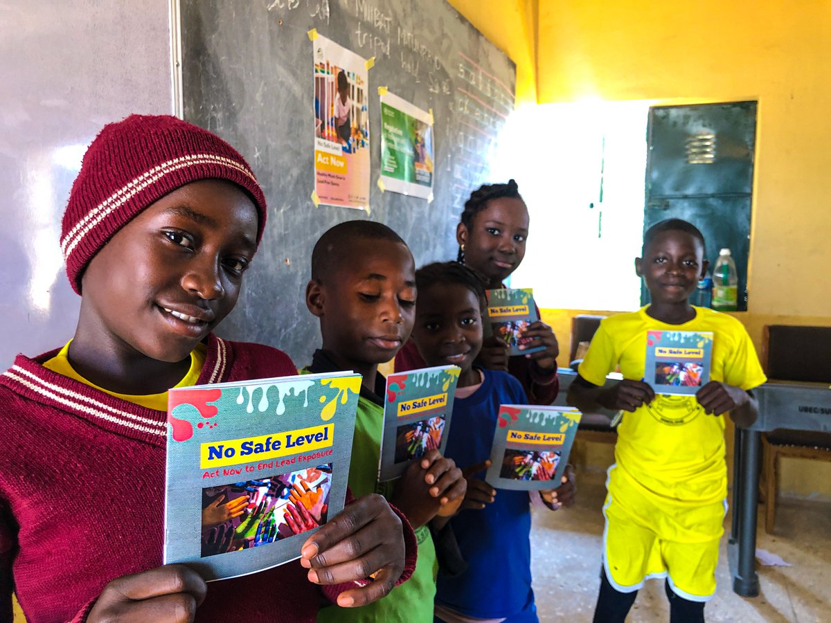 _CFEW's tweet photo. When we asked pupils at Obasanjo Model School if they’d heard of lead poisoning, almost all said “NO.”
By the end of our sensitization, they could name common sources of lead.
There’s #NoSafeLevel of lead exposure.
#ILPPW2025
#BanLeadPaint
#TeamCFEW
@ToxicsFree @WHO @UNEP https://t.co/5mTWCQEgjt