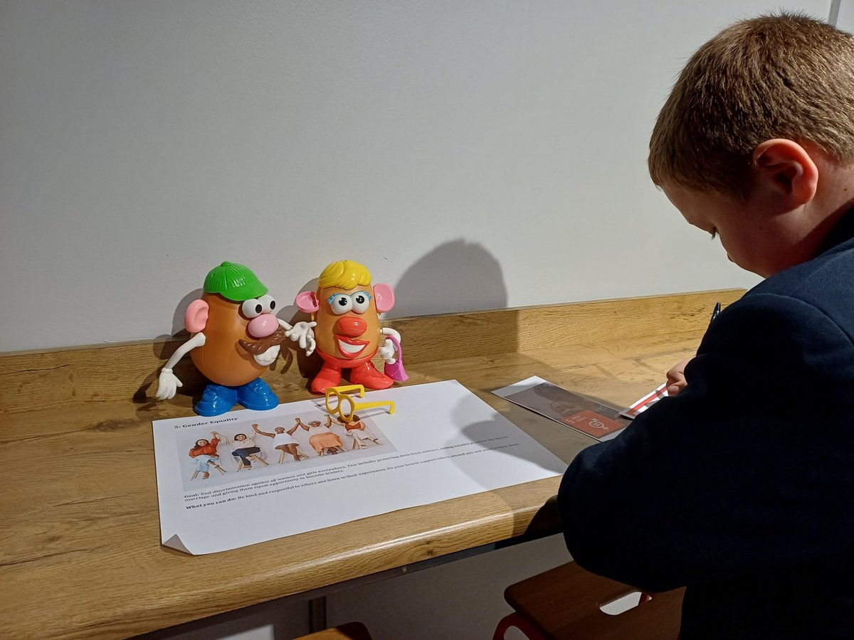 It's UN Day and our newly elected student council members are exploring the #UNsustainabilitygoals with the @lfcfoundation at Anfield. Why would you stop at making positive progress in your school when you can also change the world?!