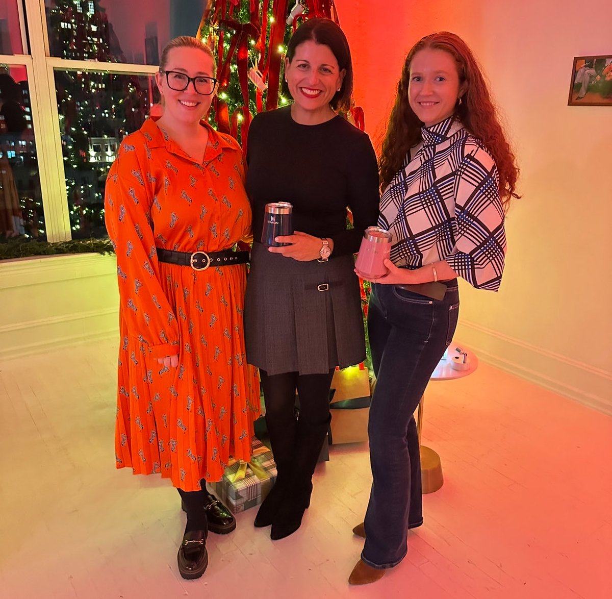 SwayEffect's tweet image. Fun day for our team. Celebrating the unveiling of @FIT Joyce F. Brown Academic Building and getting into the holiday spirit with @StanleyBrand. @JenRisi @megtrivelli @adatz99 #TSEclientwork