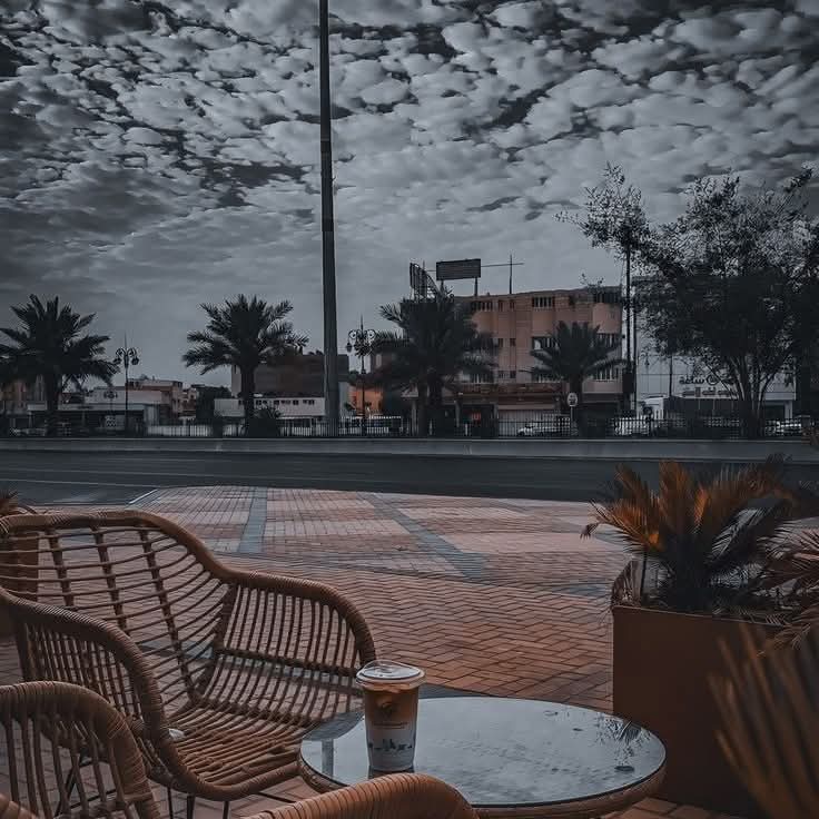 قلبمان مرا خستہ می کند !!
" ہمارے دلوں نے ہمیں تھکا دیا "