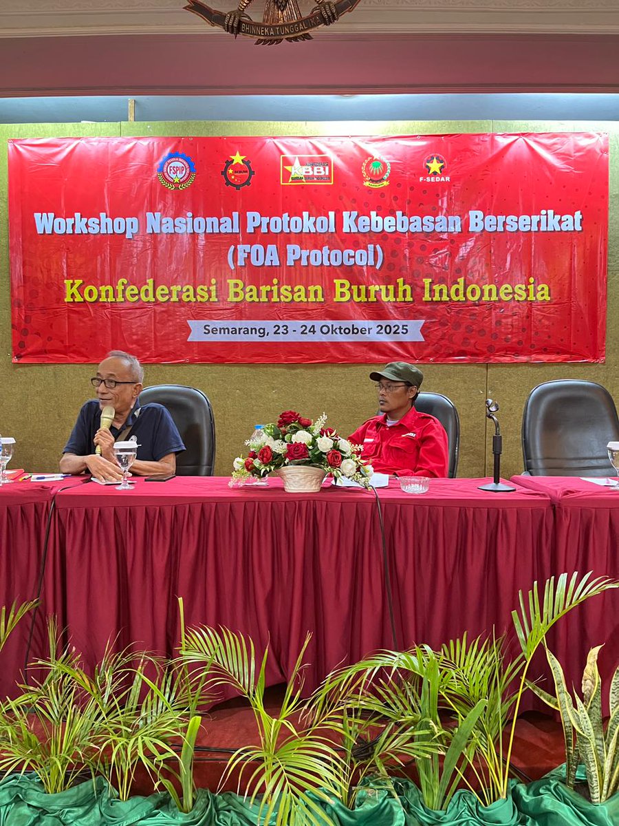 Musri_SEBUMI's tweet image. Sama Merk, Sama Kerja, Sama Upah
#SamaMerk
#SamaKerja
#SamaUpah