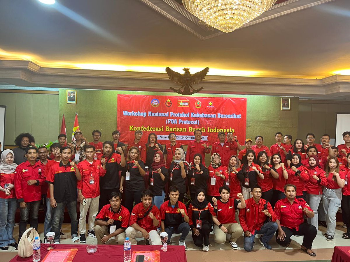 Musri_SEBUMI's tweet image. Sama Merk, Sama Kerja, Sama Upah
#SamaMerk
#SamaKerja
#SamaUpah