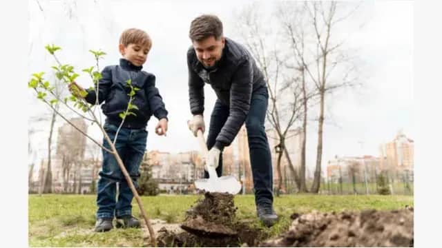 General Crypto Updates Center tweet media