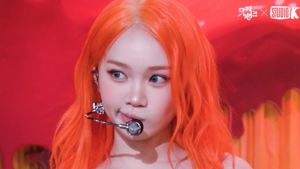 chaewon tweet media