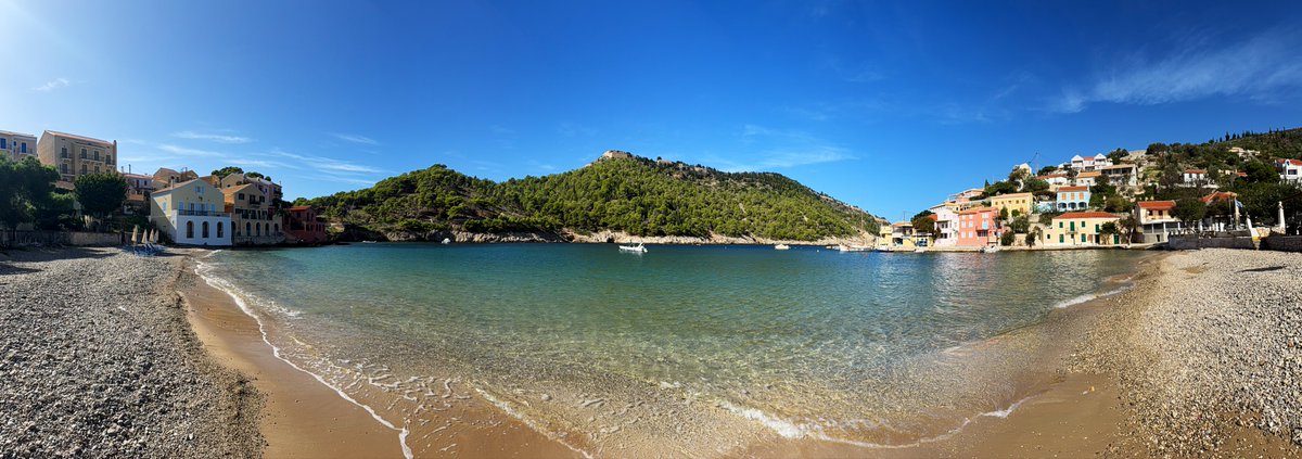 Kelly 👱🏻♀️🌊🔆 tweet media