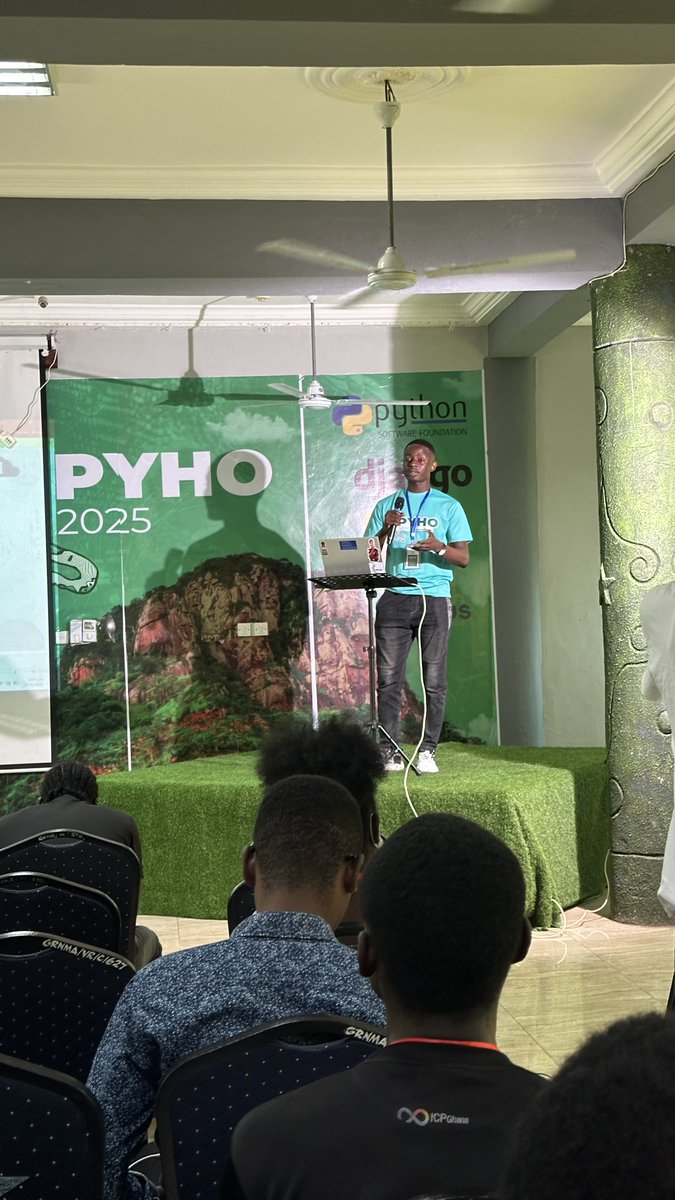 PythonHo's tweet image. @BediakoNya73715 gave a talk on Beyond the Laptop: How Python Opens the Door to the Cloud. 
He enlightened the audience on the world of Cloud and how using python opens the door. He led the session with an engaging Q&A which got the audience glued to the session.