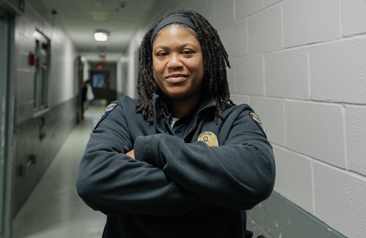 Do you have what it takes to answer the call in Louisville?

We’re hiring Corrections Officers to join our team. Through training and teamwork, you’ll develop the skills to protect, serve, and grow in a career that challenges you every day.

Apply now at lmdcjobs.com.