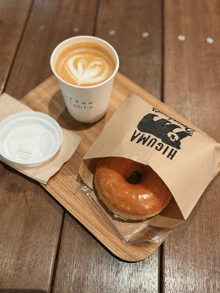 Flew to Tokyo for my favorite limoncello donut. There’s something about it that just hugs your soul.