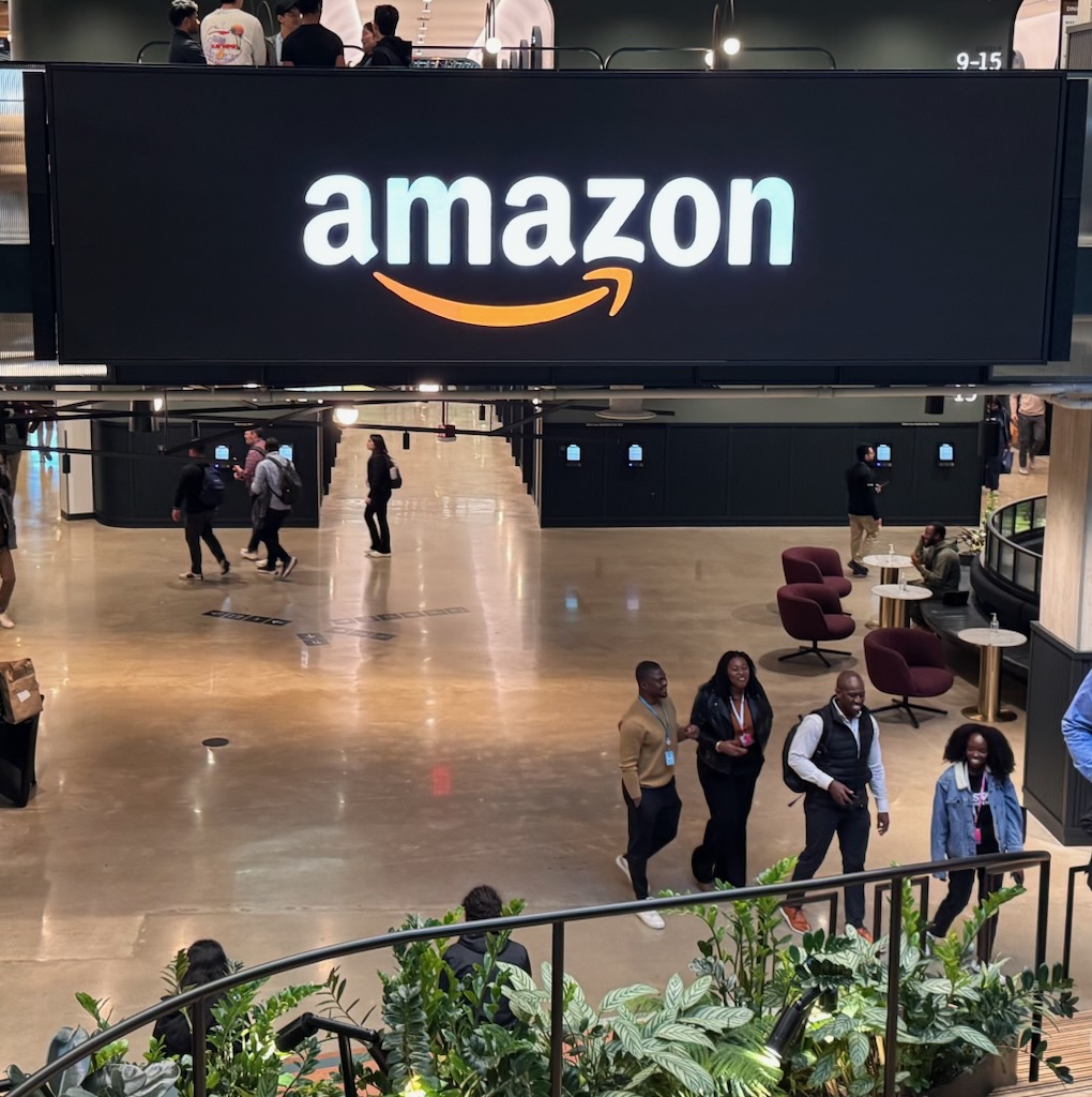 VirginiaIPC's tweet image. Thank you to @amazon  for hosting Virginia Day and welcoming our entrepreneurial community during DC Startup &amp;amp; Tech Week!

It was great to see so many founders, investors, and partners come together to celebrate Virginia’s innovation ecosystem.

#VirginiaInnovation #DCStartupWeek…