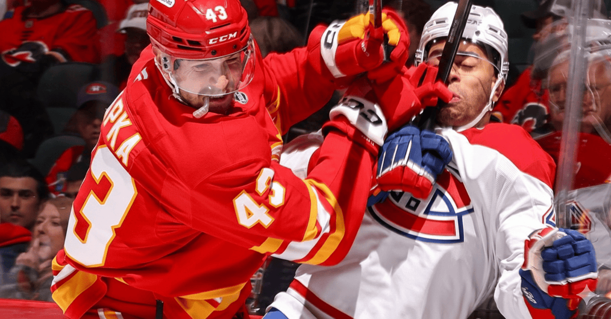 icehockeysuki25's tweet photo. #CalgaryFlames #NHLGameRecap #KlapkaFirstGoal #DustinWolf #OvertimeLoss
ニュートラルゾーンやボード際でのパックの取り合いは、いい勝負を見せているのに、そこから先が心許ない。大量得点で勝つ試合を1試合でもすれば、巻き返しそうなんだけど、1点取るのがやっとでは...。 https://t.co/7ns8q8aIm1