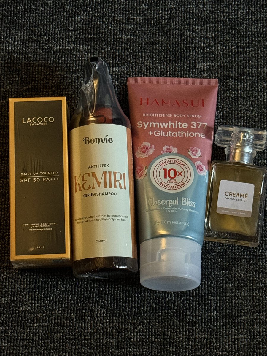 linskinjournal's tweet photo. GIVEAWAY BODYCARE

RT aja tweet ini
LIKE &amp; BOOKMARK pinned tweet ku
reply: done lin

nggak perlu follow. #zonajajan https://t.co/6DSAZqeFeh