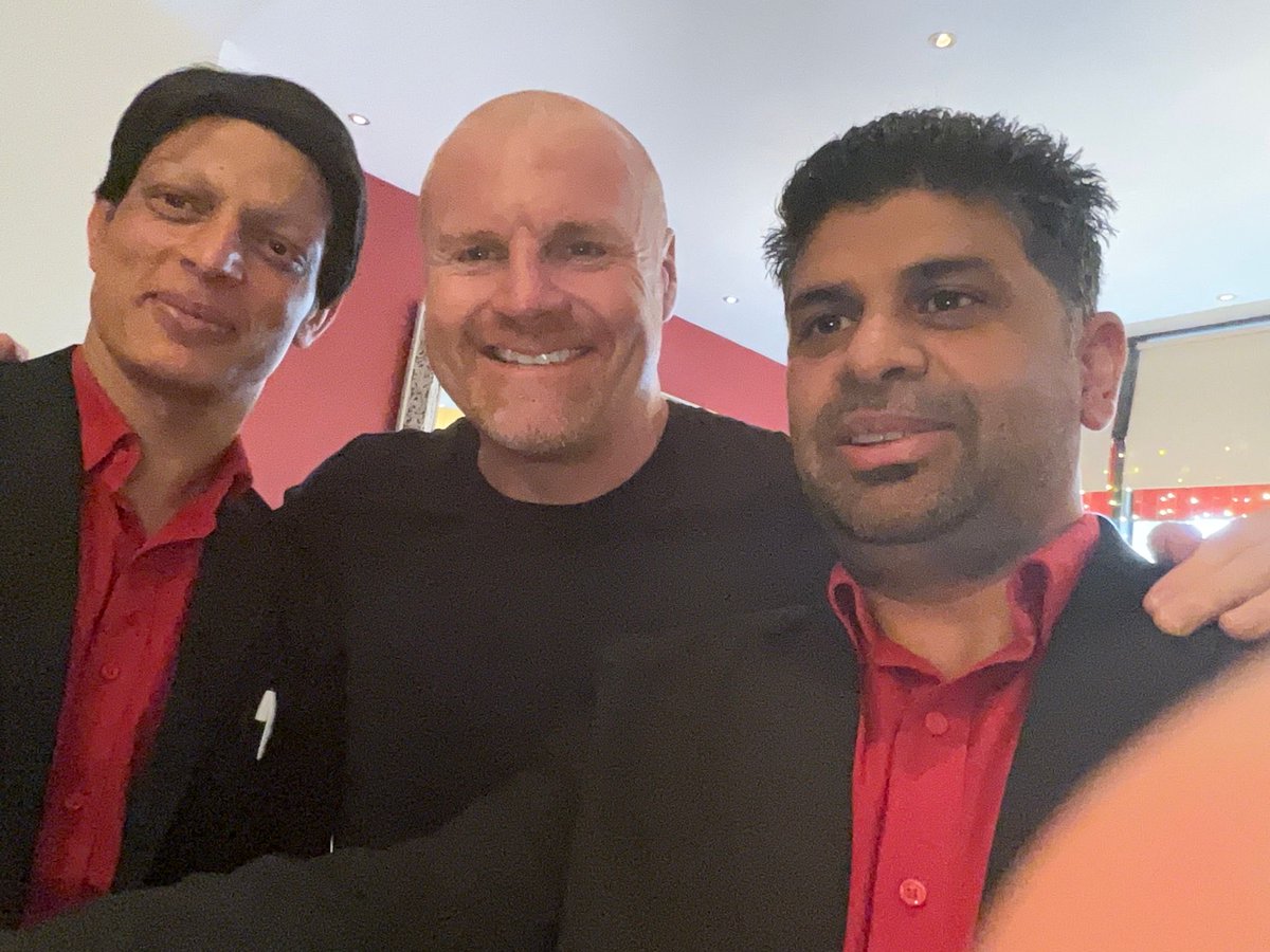 Many congratulations to Sean, on his first victory from his first match, in his new role at Forest and for the City! Means a lot! From everyone at MemSaab 😊 <a href="/SirDyche442/">Sir Dyche</a> <a href="/Sean_dyche/">Sean Dyche</a> <a href="/NFFC/">Nottingham Forest</a> <a href="/nottslive/">NottinghamshireLive</a> <a href="/NFFC_live/">NottinghamForestLive</a>