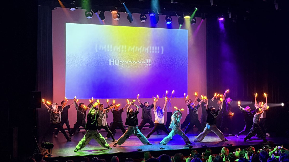 RAB_ZOMAYAKA's tweet image. ゼロ打ち7周年記念ライブ
Re:rootsに招待させて頂きました✨️!
ここまで続け、示してきた想い
タイトルの通り彼らのルーツと共に歩んだ
7年の軌跡をこの目で見れた👏
最前線を走り続け、常に進化止まらず
サイリウムダンスシーンへの革命の狼煙を上げるパフォーマンスでした✨️
 #ゼロ打ち7周年