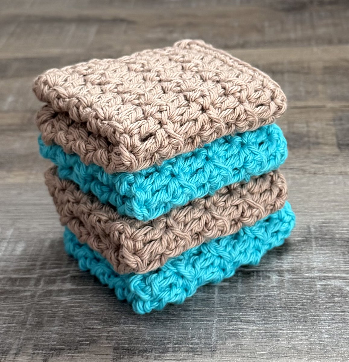 nitacy's tweet image. Crochet dishcloths are a great way to learn and practice new stitches. All the details are on my blog.

#creatingme #crochet /#crochetinspiration #crochetproject #crochetpattern #crocheting #crochetersofinstagram #crochetdishcloth

creatingme.net/2025/10/24/cro…