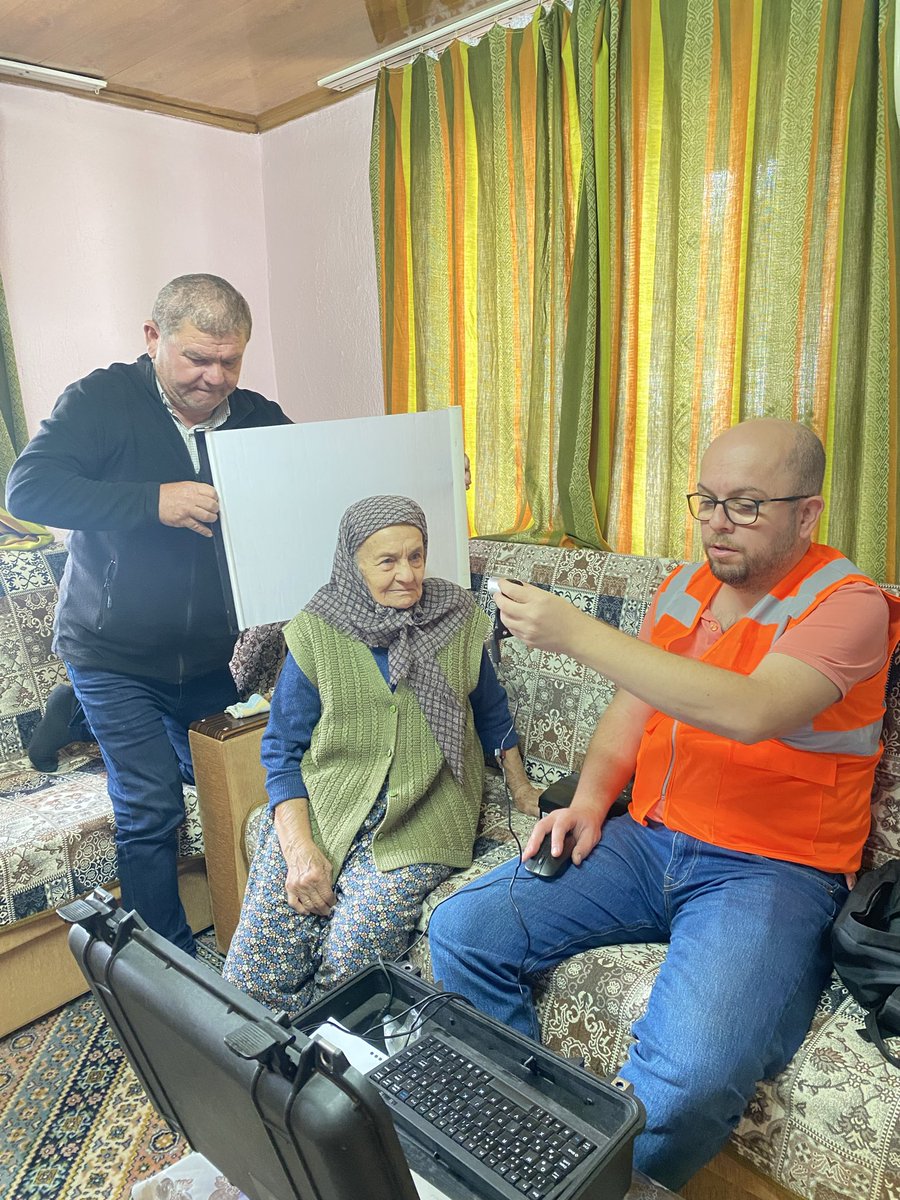 Bugün Göçbeyli köyümüzdeki büyükerimizin kimlik başvurularını aldık birazda sohbet ettik <a href="/TCNufus/">Nüfus ve Vatandaşlık İşleri Genel Müdürlüğü</a> <a href="/IzmirNufus/">İZMİR İL NÜFUS VE VATANDAŞLIK MÜDÜRLÜĞÜ</a> <a href="/BergamaKymkmlk/">T.C. Bergama Kaymakamlığı</a> <a href="/izmirvaliligi/">T.C. İzmir Valiliği</a> <a href="/BoranBasgul/">Semanur Boran Başgül</a> <a href="/itasyapan/">İbrahim Taşyapan</a>