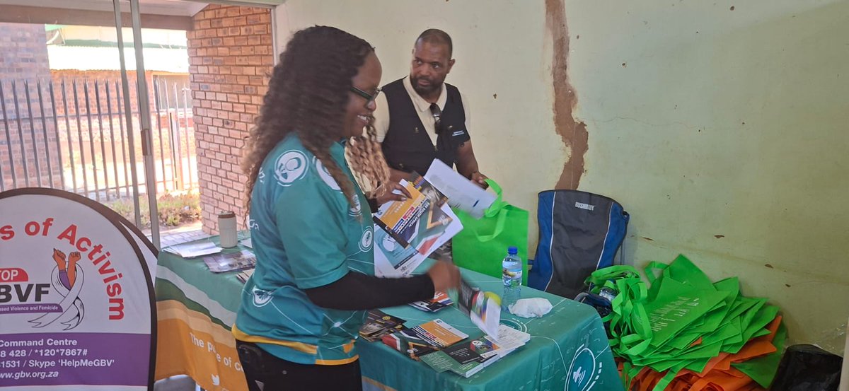 GCISGauteng's tweet image. #socialdevelopmentmonth2025 Ms Precious Nxumalo From Dept of Social Delopment and Seargean Walter Motshoane from Heckpoort Police Station  Makes presentation to the Older Persons event organised by GCIS in partnership with Dept of Social Development at Hekpoort Community Hall