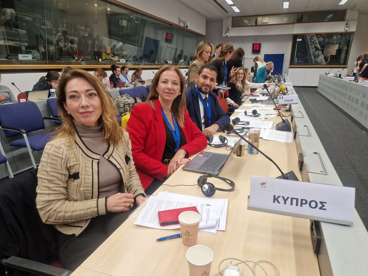 Theano Mavromoustaki tweet media