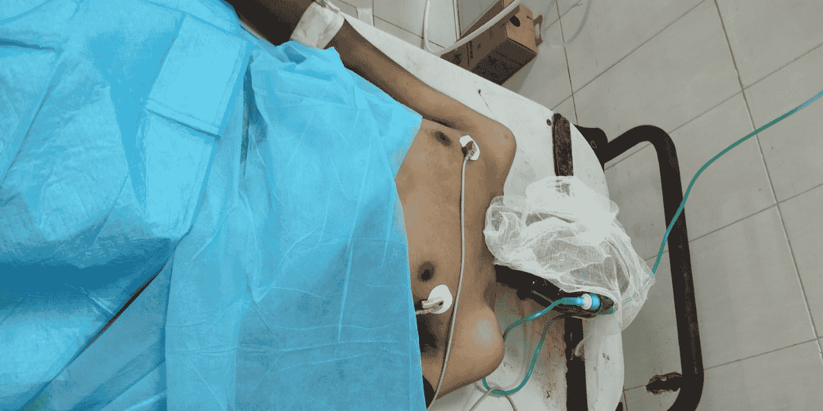 Falasteen_Info's tweet photo. Esraa’s brother was shot in the head while retrieving aid in Gaza. He survived the coma — but not without our help. She’s spent every cent to keep him alive. Please help:
https://t.co/vRrLhuWO5g

#Gaza #DirectAid https://t.co/eTMU8WYmRX