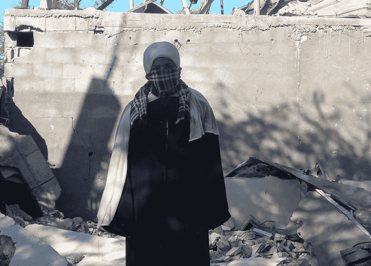 Falasteen_Info's tweet photo. Esraa’s brother was shot in the head while retrieving aid in Gaza. He survived the coma — but not without our help. She’s spent every cent to keep him alive. Please help:
https://t.co/vRrLhuWO5g

#Gaza #DirectAid https://t.co/eTMU8WYmRX