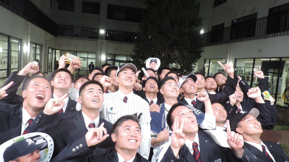 kendai_bb_ob's tweet image. 2年半ともに戦った仲間🏅

#健大高崎
#石垣元気
#佐藤龍月