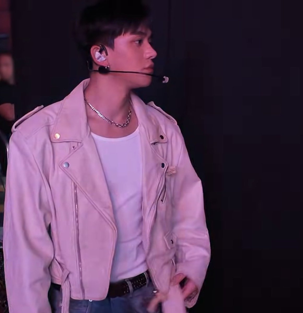 OFF🐶                          ON✨