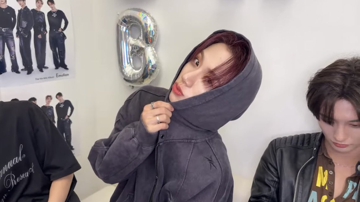 쳬리 tweet media