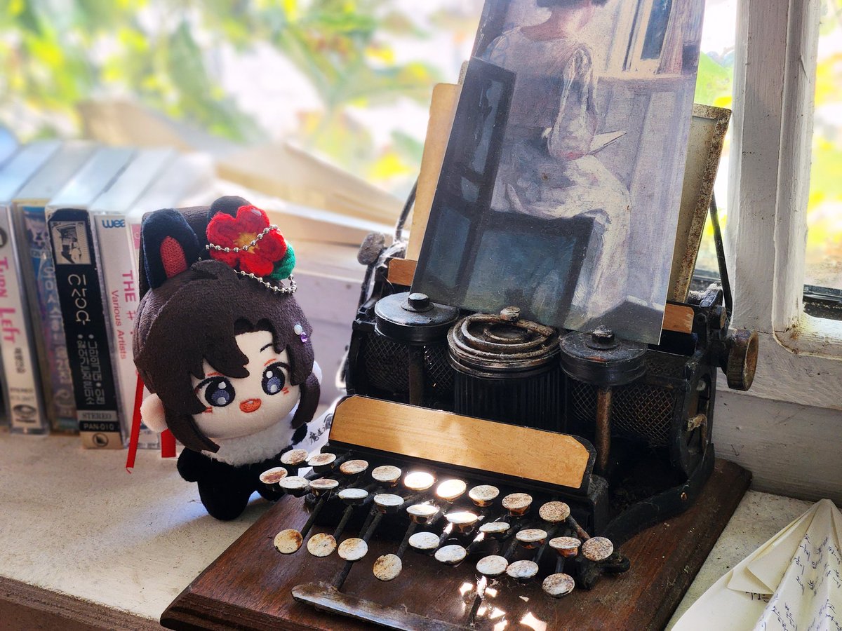 DOCHIT_MDZS's tweet image. 어디 가기만 하면 개큰열정으로 열심히 솜망무사진찍고 보정하는 삶
#솜솜망무생활
#MXTXぬいのいる生活