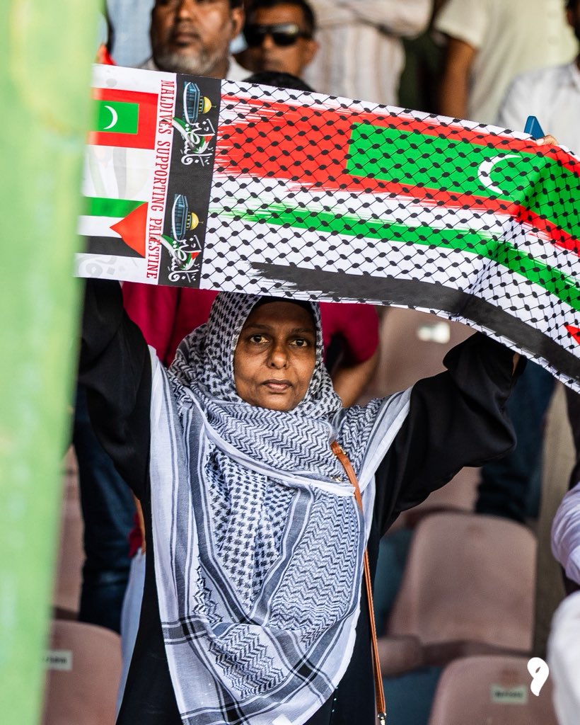 viraasee's tweet image. Police removed ‘Ban Israel’ boards from the National Stadium this evening during the match attended by the FIFA President, although Palestine flags were still allowed inside.