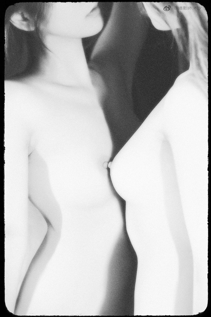 约拍私信    投稿：
@Fengsiyuan
@tbzt2024

#郑州约拍 #私房 #性感写真  #人体 #约拍 #私房拍摄 #私房约拍 https://t.co/PyKNiUUGcp